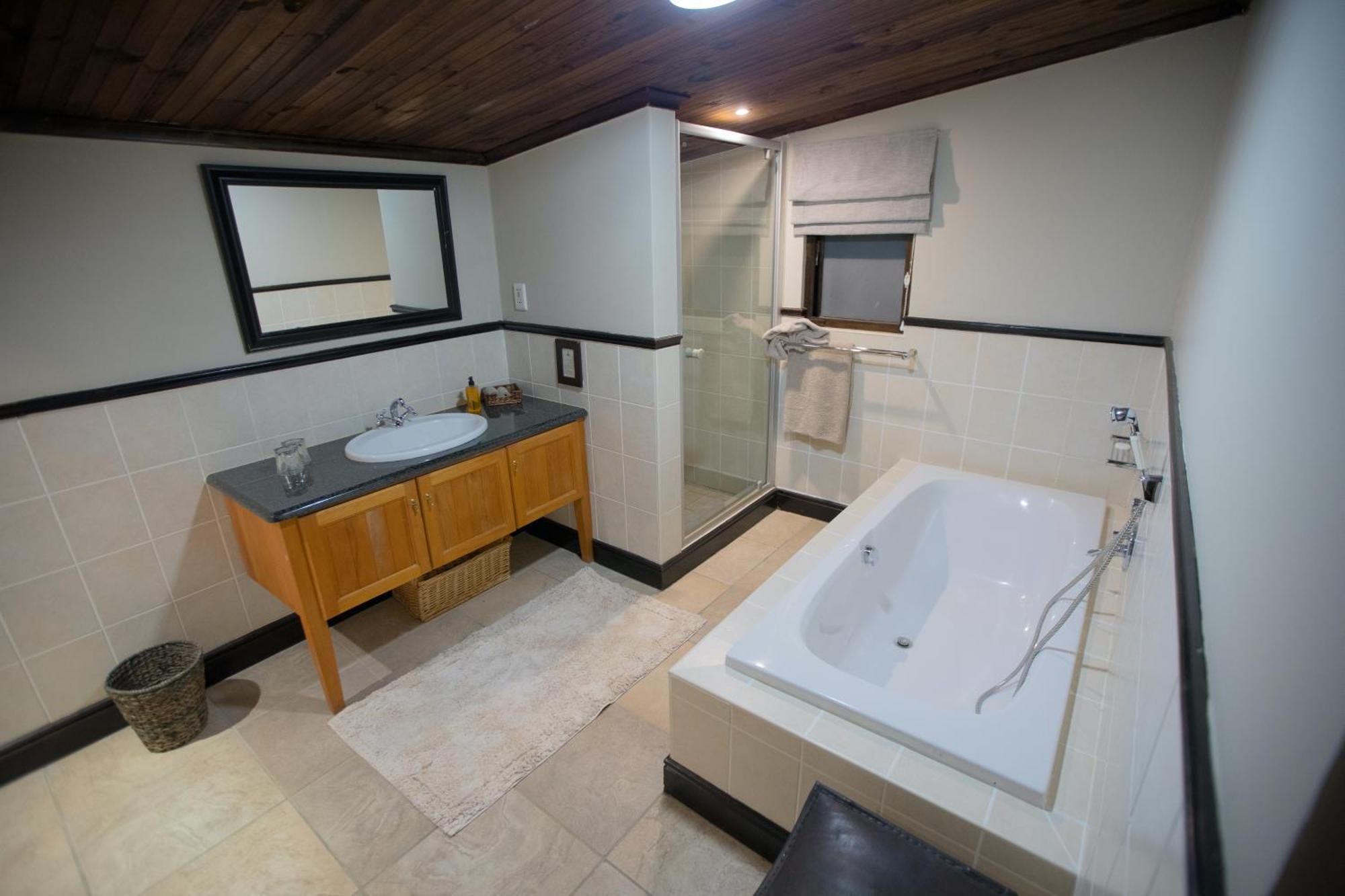 Swartberg Private Game Lodge Oudtshoorn Exterior foto